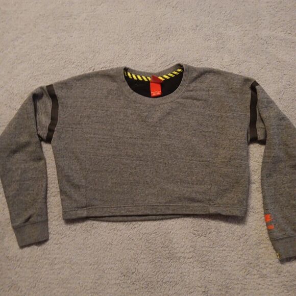 Nike Women Ru Cropped Crewneck Gray Grey Medium EUC - Picture 1 of 6